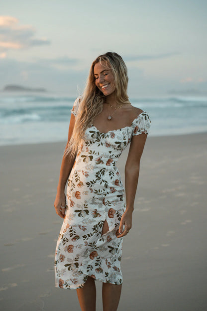 Mood For Love Midi Dress